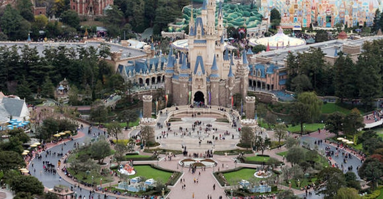 Liburan Akhir Tahun di Tokyo Disneyland