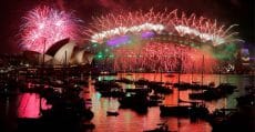 kembang api di perayaan tahun baru 2017 australia