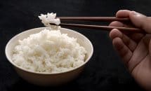 makan nasi adalah cara menghilangkan rasa pedas pada mulut